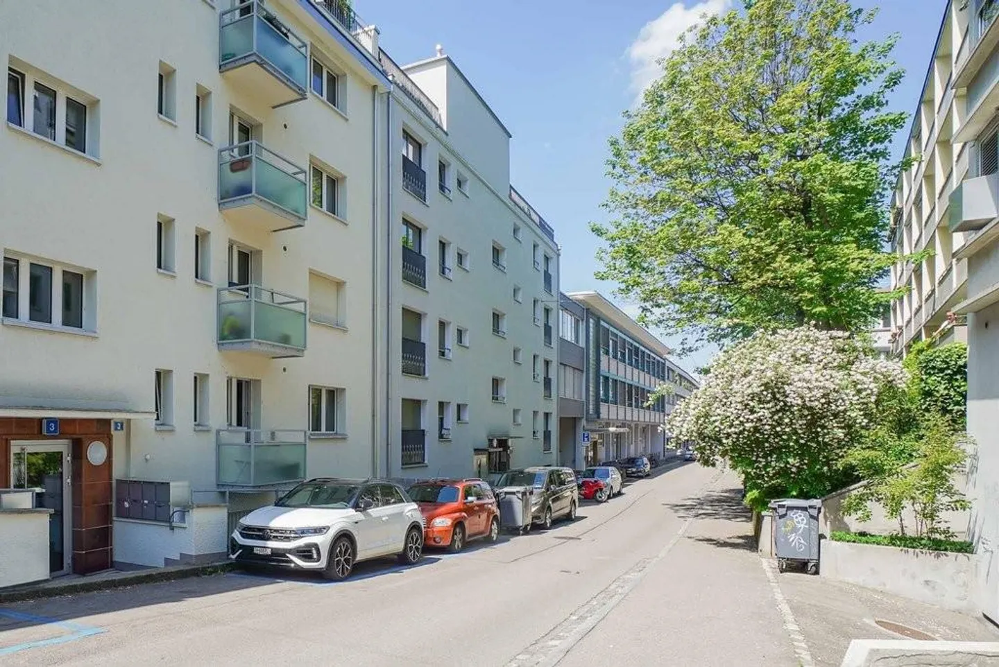Vivre confortablement au-dessus des toits de Zurich - Photo 1 sur 12