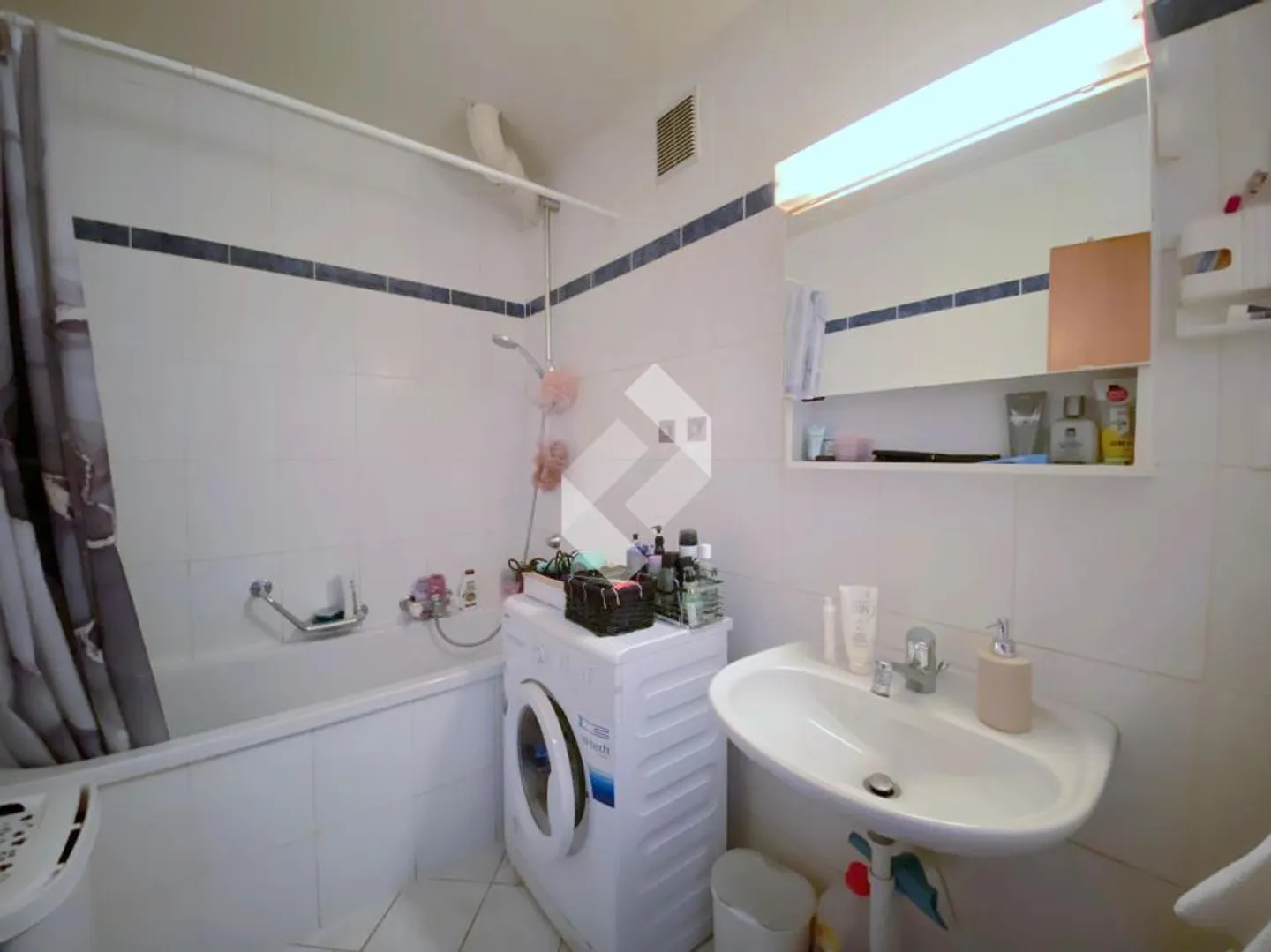 Letztes Stockwerk im Zentrum von Monthey - Foto 9 di 13