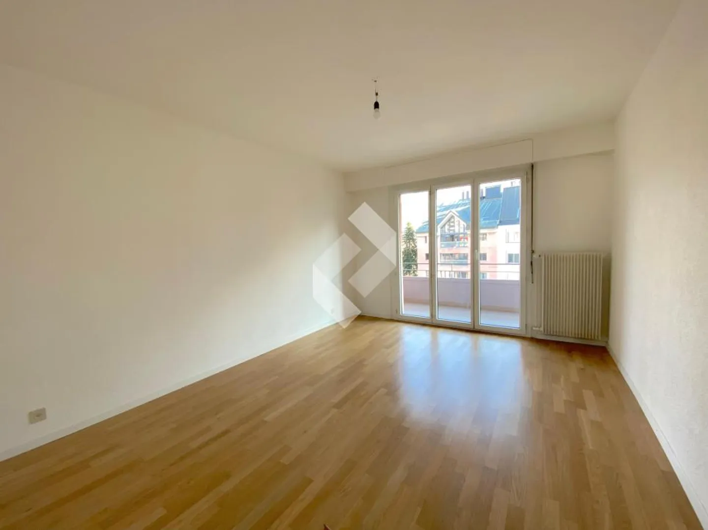 Letztes Stockwerk im Zentrum von Monthey - Foto 10 di 13