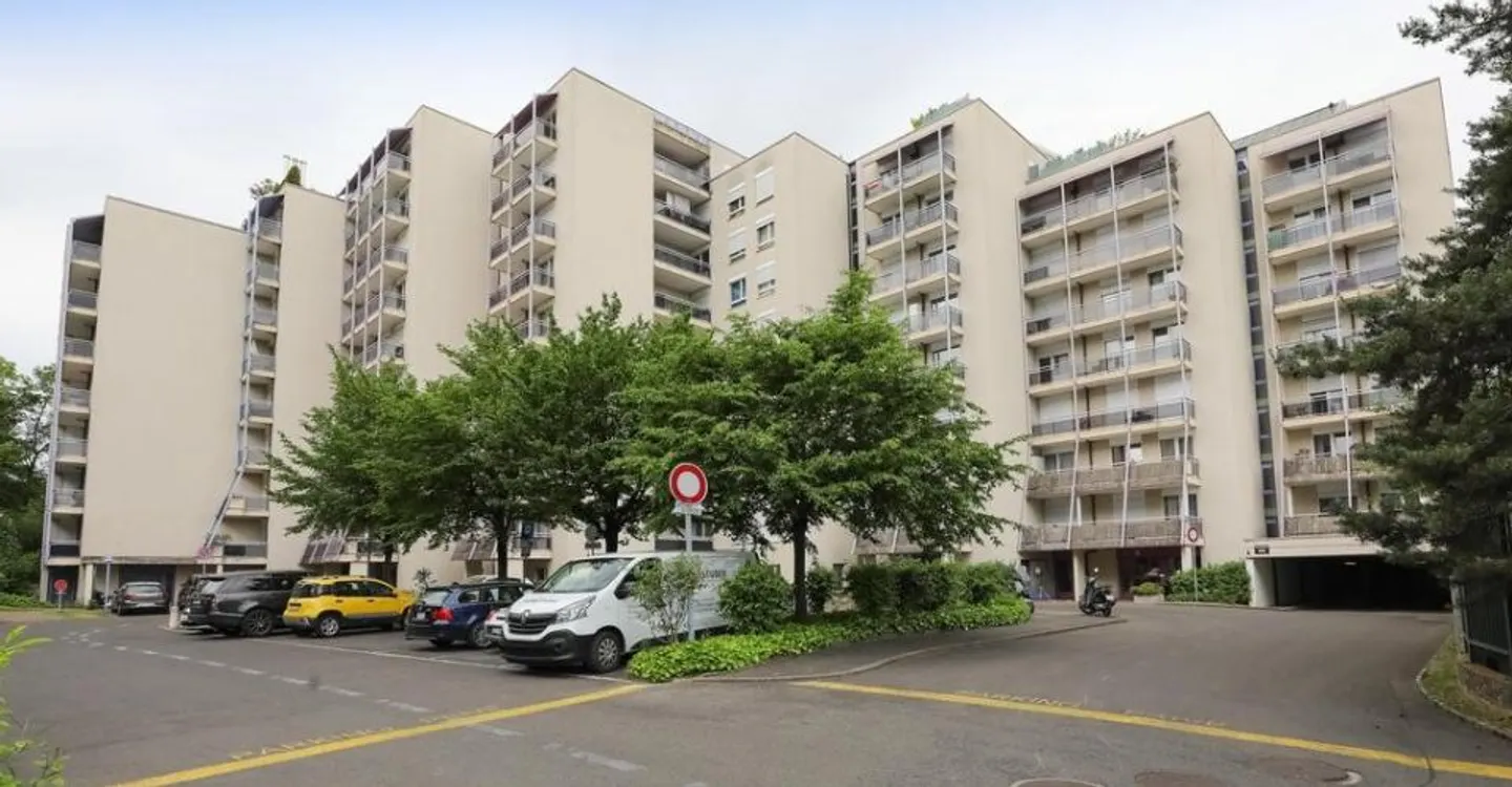 Bellissimo appartamento con terrazza e balcone nel cuore di Petit-Lancy - Foto 1 di 8