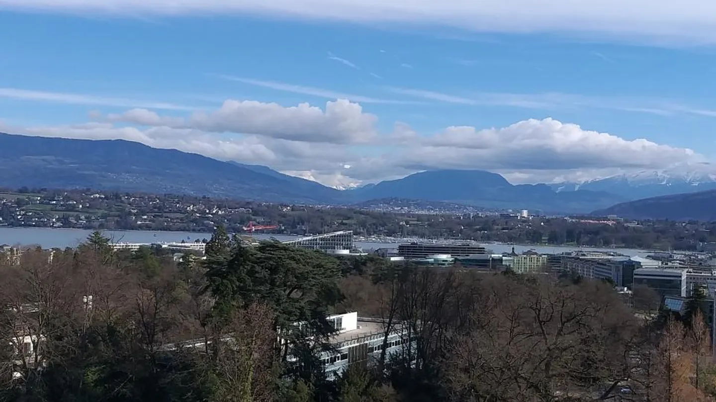 Appartamento Avenue de Bude con vista sul lago - Foto 1 di 3
