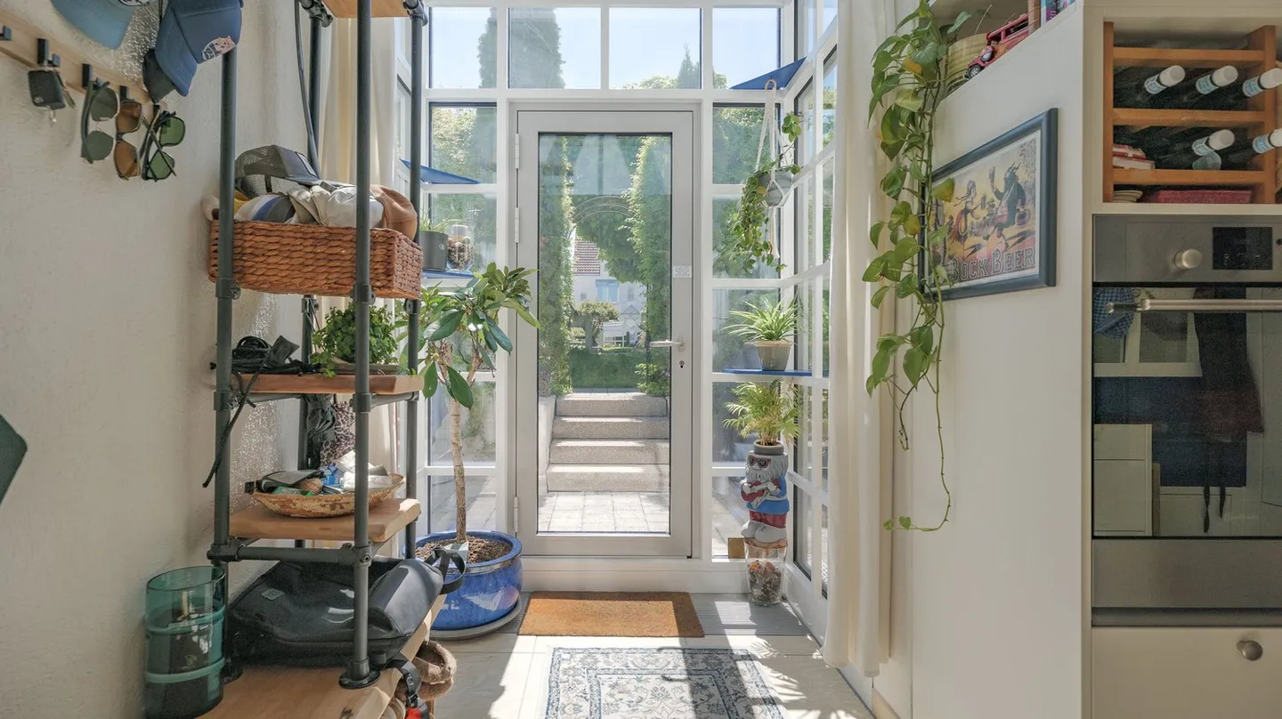 Appartamento giardino pratico di 2,5 stanze a Bonstetten - Foto 4 di 9