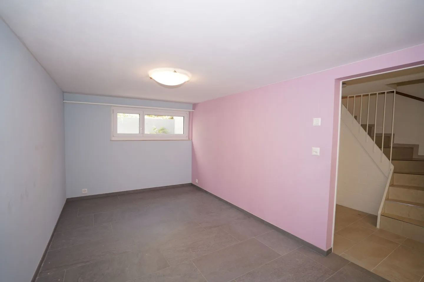 Renoviertes Einfamilienhaus mit Garten bis 07.2029 zu vermieten in Oberwil - Foto 9 von 13