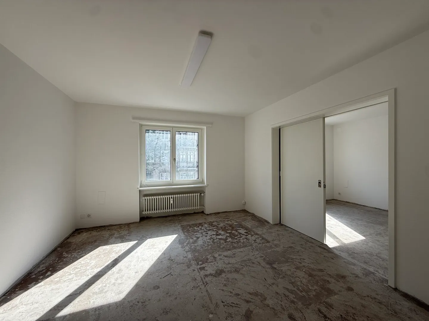 Espace commercial / Bureau / Salle de thérapie à louer dans un emplacement de choix - Photo 4 sur 8
