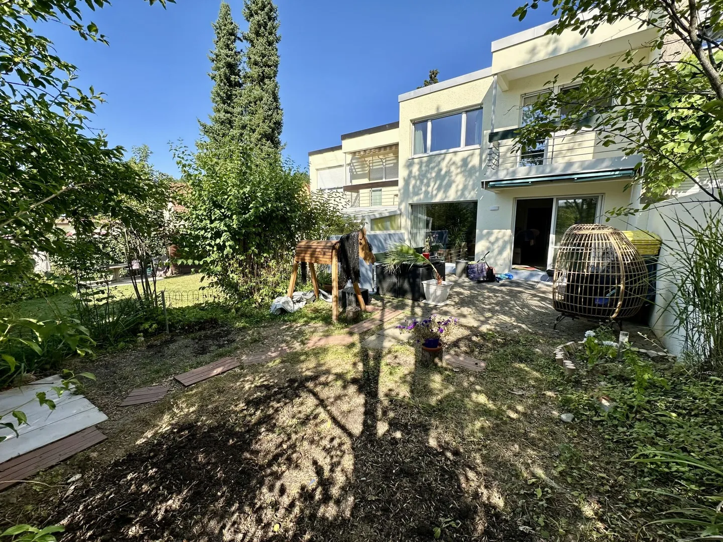 Renoviertes Einfamilienhaus mit Garten bis 07.2029 zu vermieten in Oberwil - Foto 10 von 13