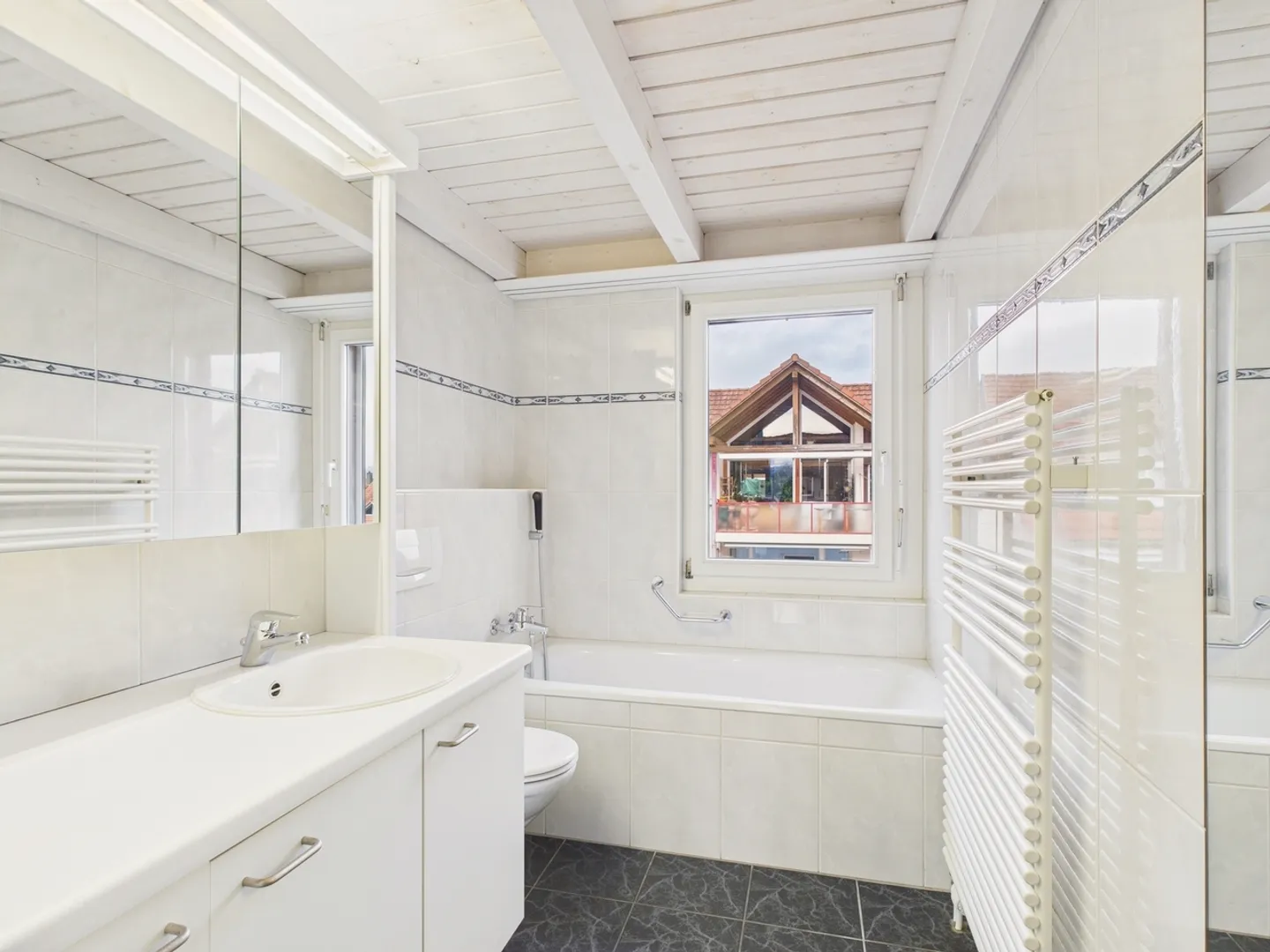 Charming 4.5-room maisonette in Weinfelden - Photo 6 of 13