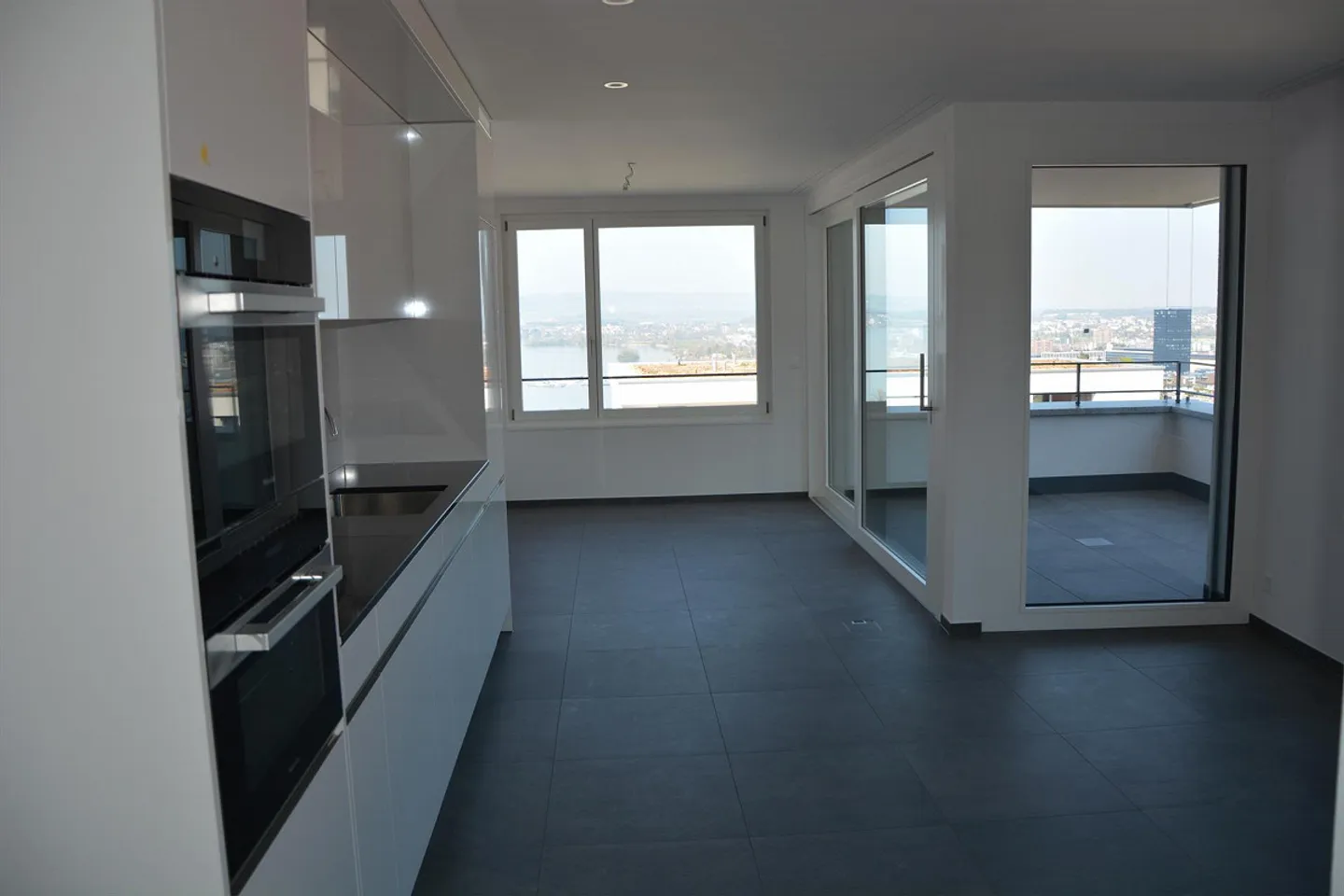 Appartamento moderno di 2,5 stanze (49m2) con vista lago - Foto 7 di 12