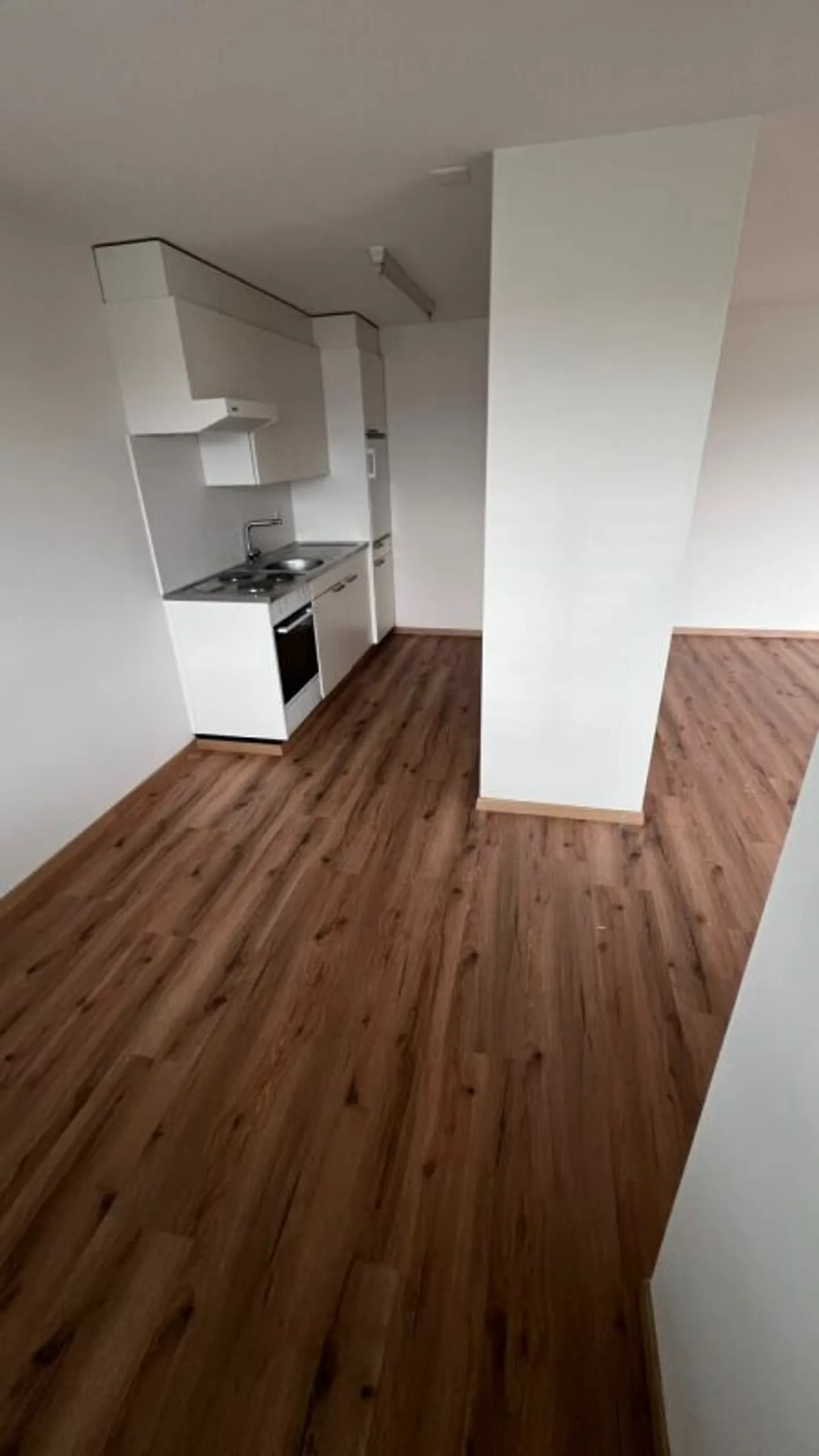 Schöne helle 2 1/2 Zimmer Wohnung - Foto 1 von 10