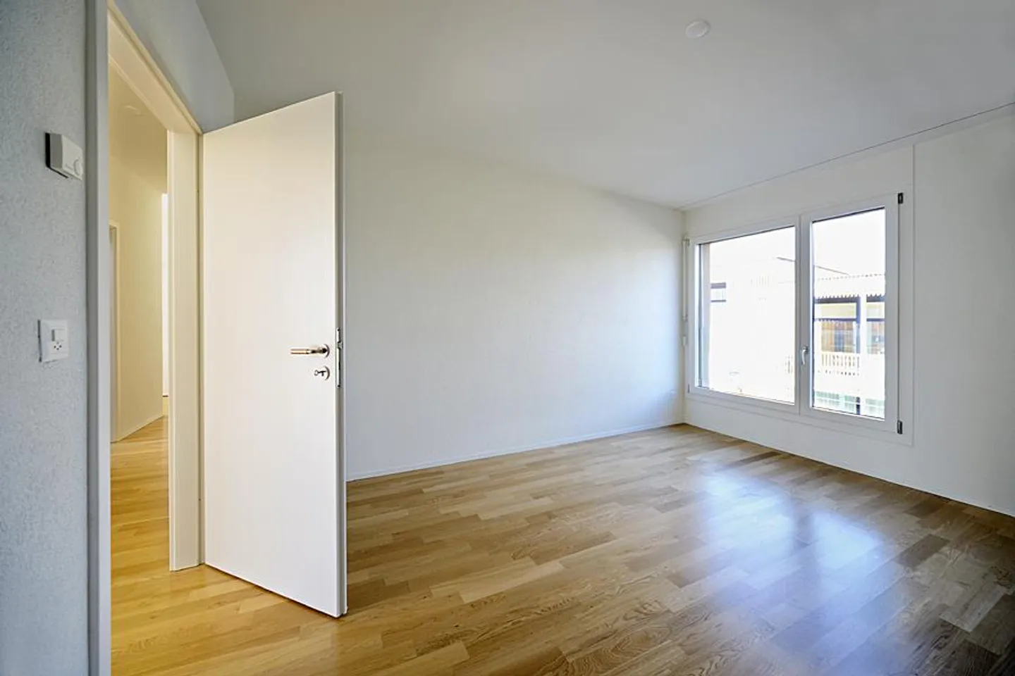 ***All'ultimo piano**Appartamento 3'5' locali con loggia*** - Foto 3 di 6