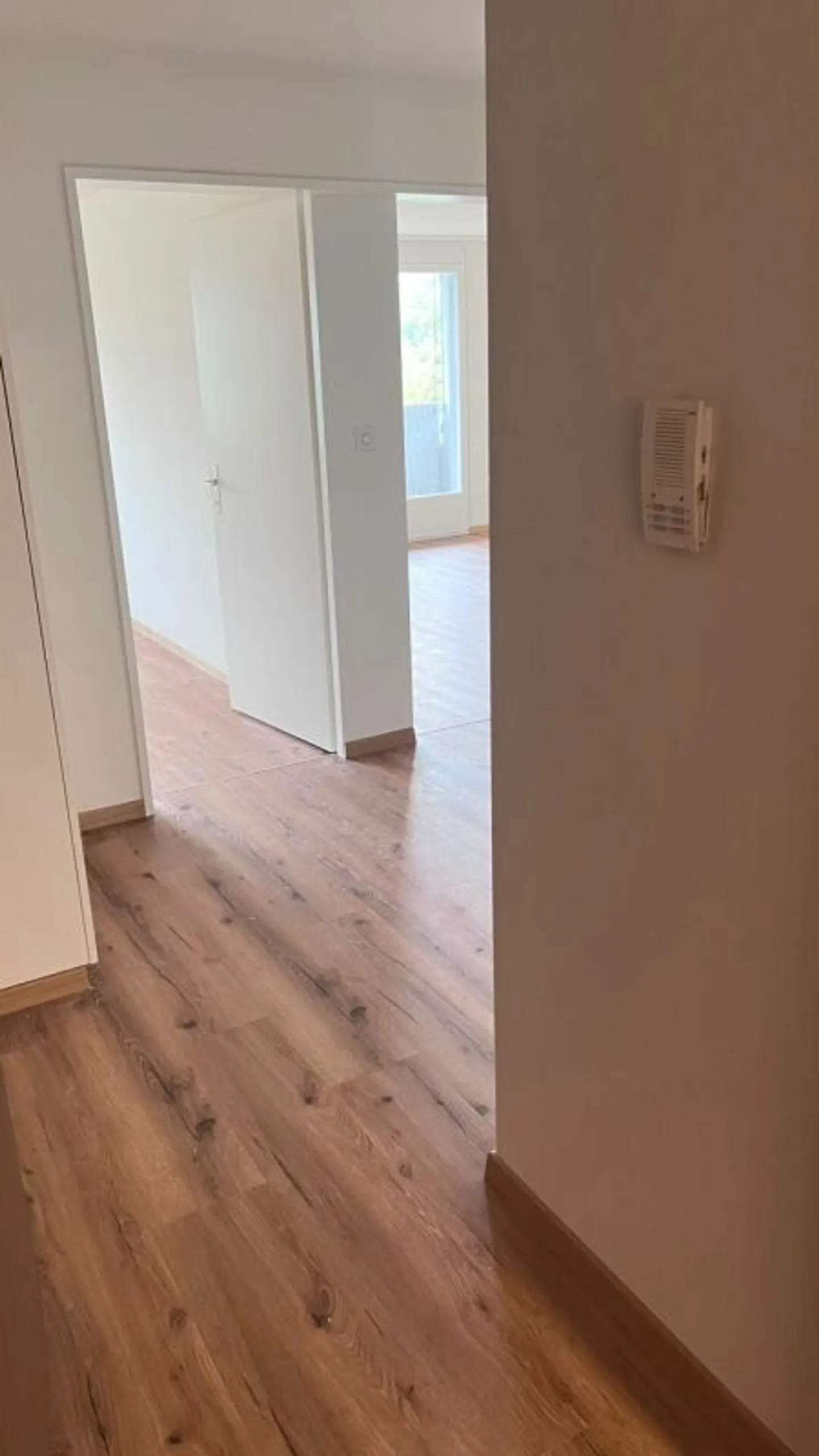 Schöne helle 2 1/2 Zimmer Wohnung - Foto 7 von 10