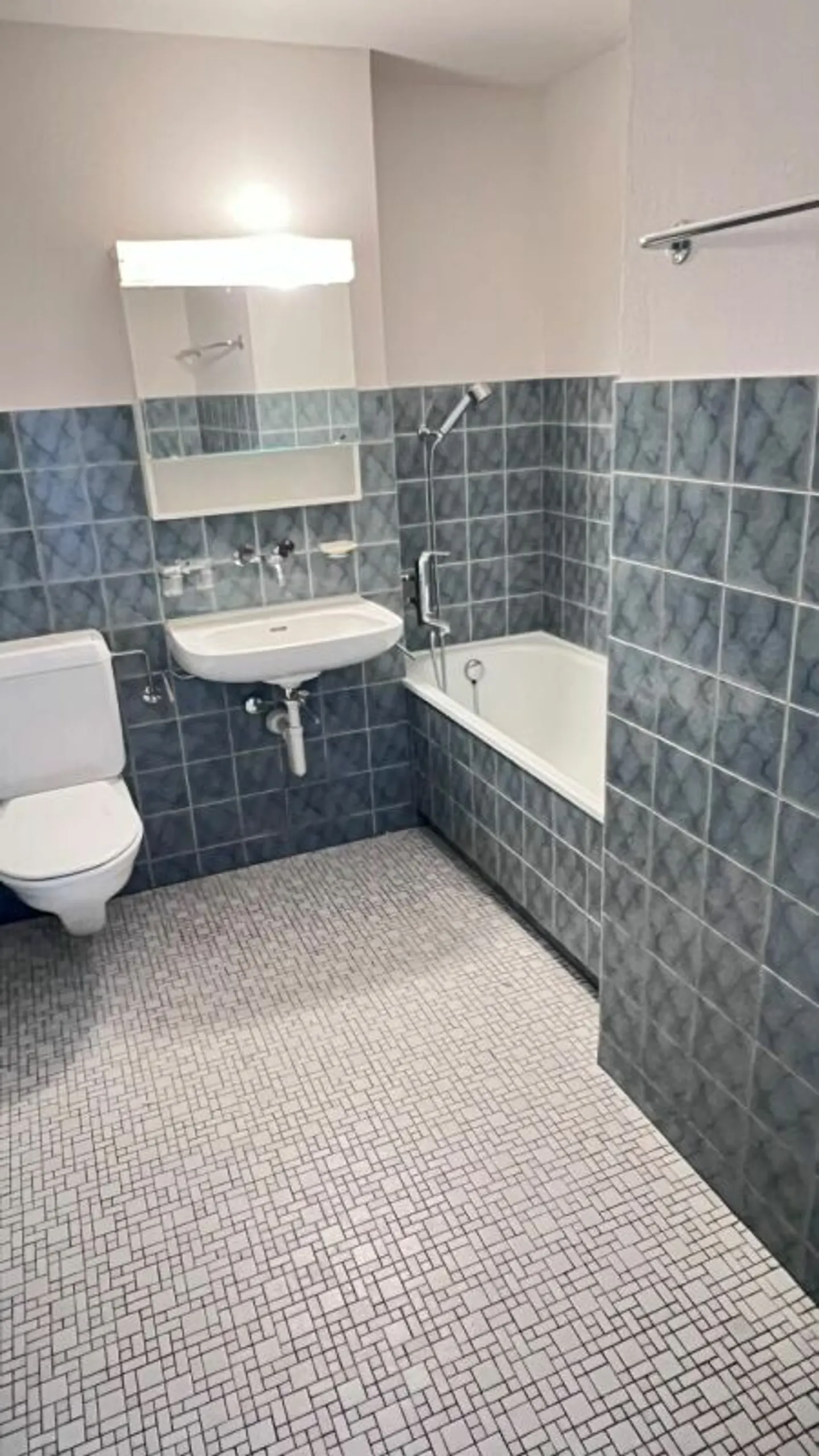 Schöne helle 2 1/2 Zimmer Wohnung - Foto 8 von 10