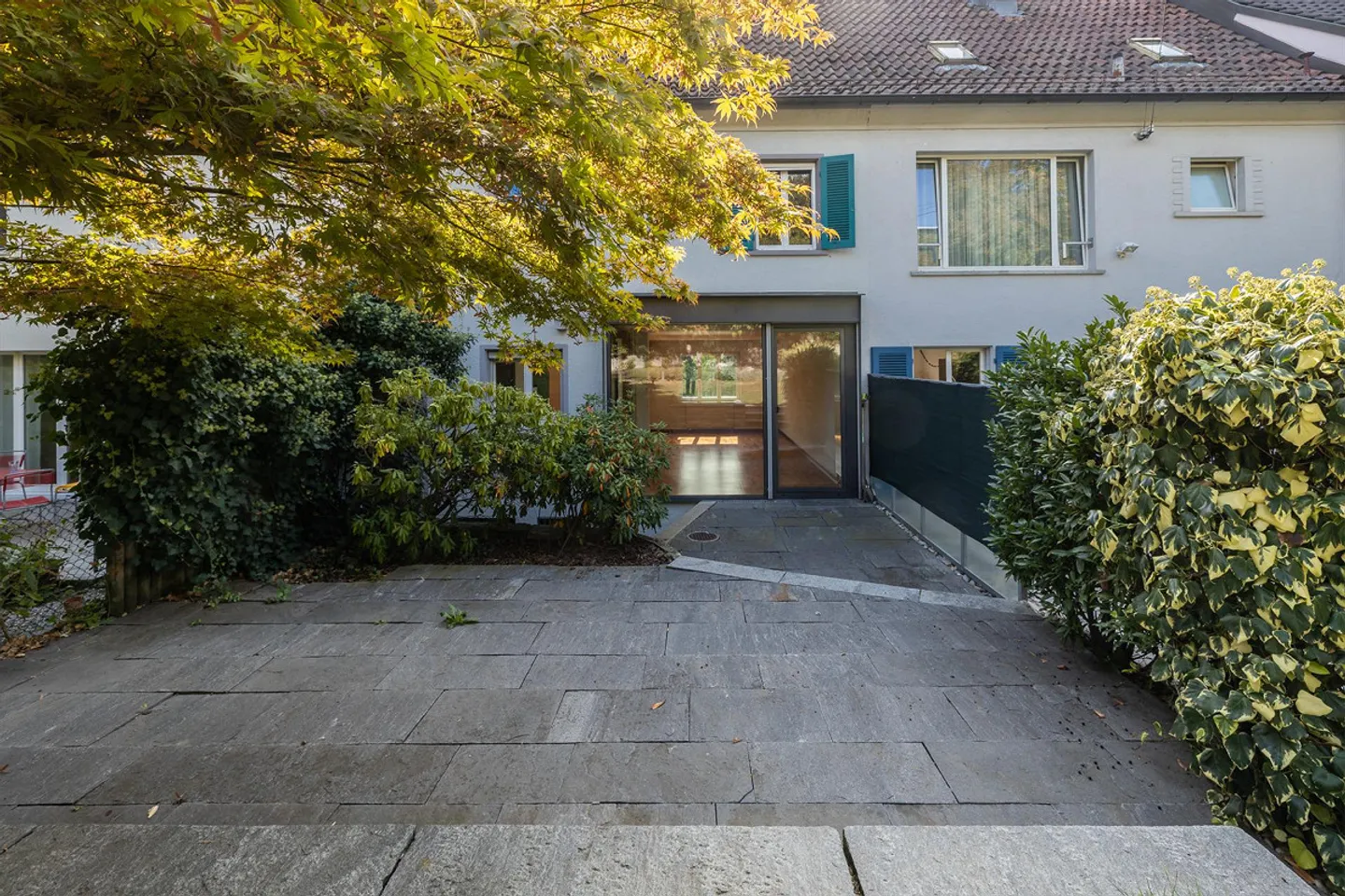 Familienhaus mit Garten-Oase - Foto 11 von 13