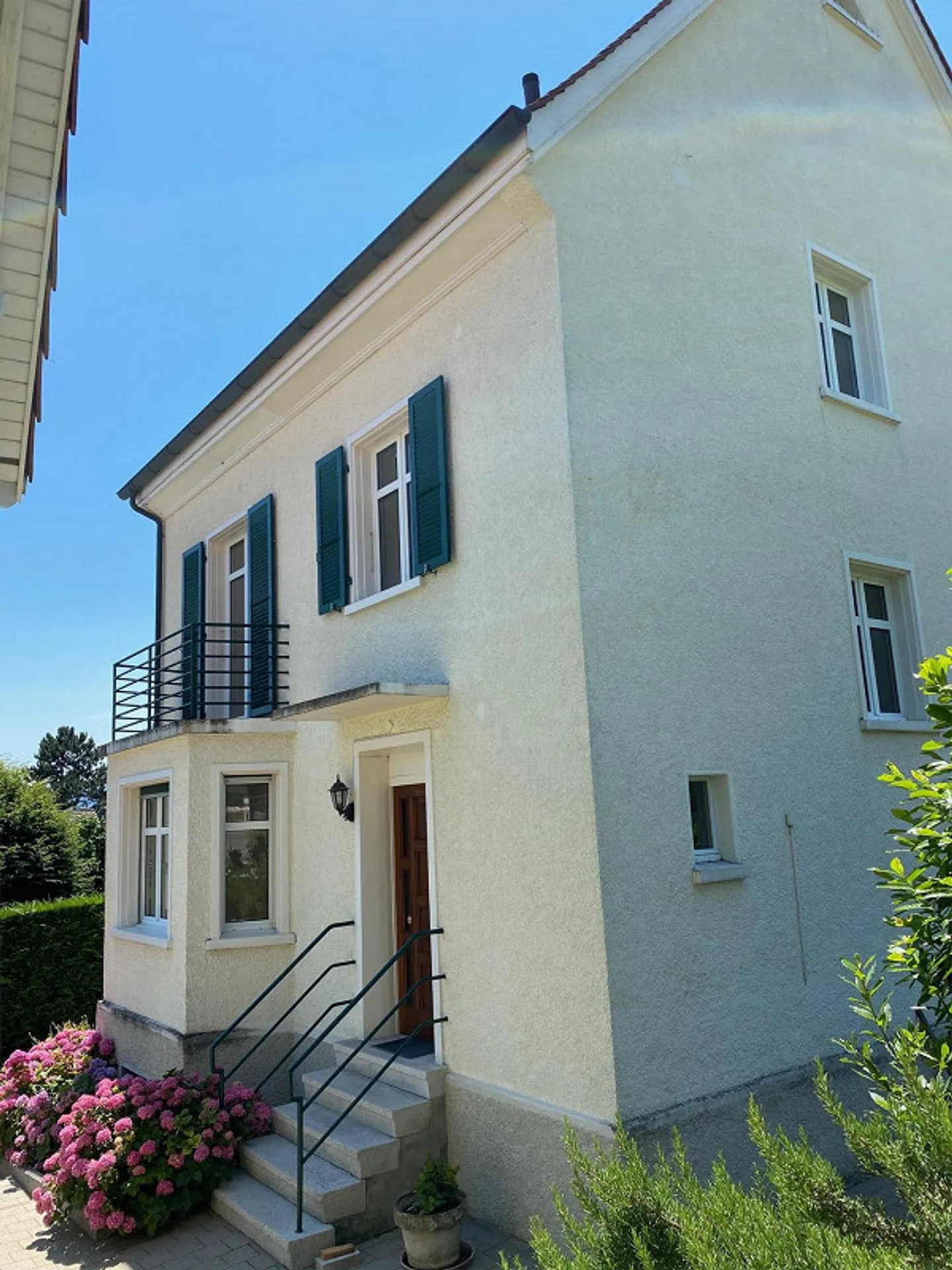 Family-friendly detached house in a quiet and central location - Photo 2 of 30