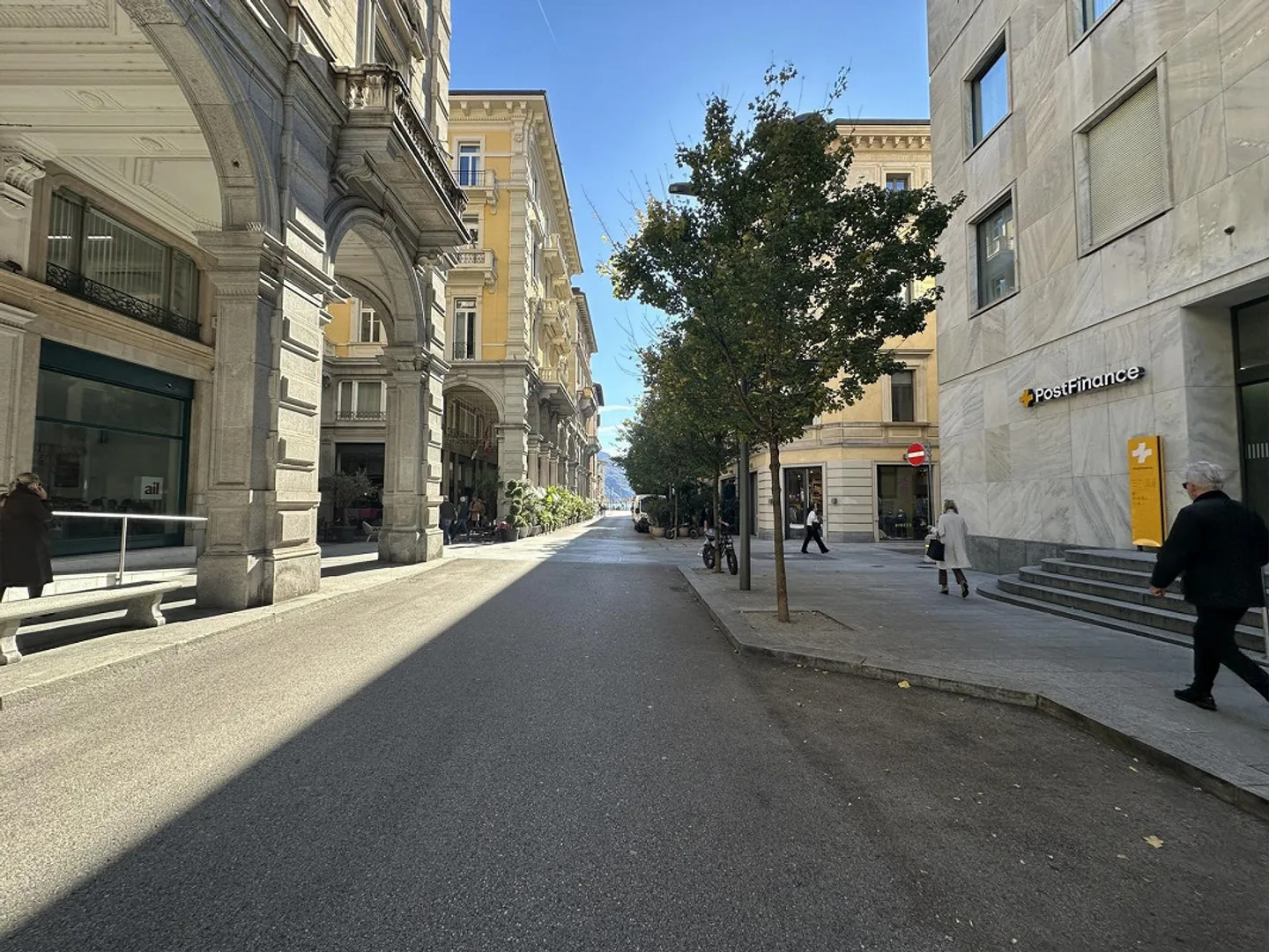 ZU VERMIETEN PRESTIGIÖSES MÖBLIERTES WOHNUNG IM ZENTRUM - Foto 1 von 13