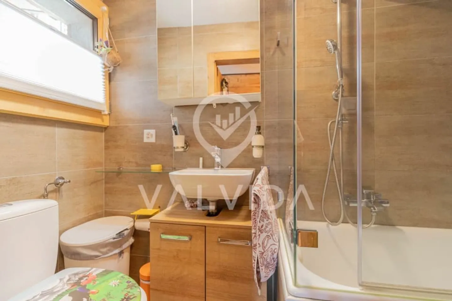 Tradizione incontra modernità - appartamento di 5,5 stanze amorevolmente ristrutturato con orto - Foto 3 di 13