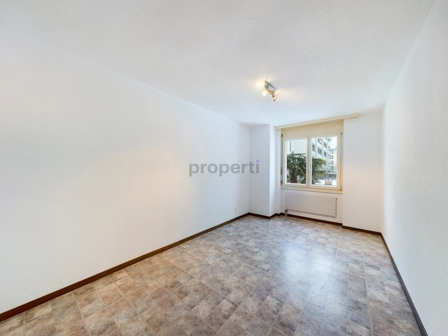 Schöne 4.5 Zimmer Wohnung in Brunnen - Foto 8 von 11