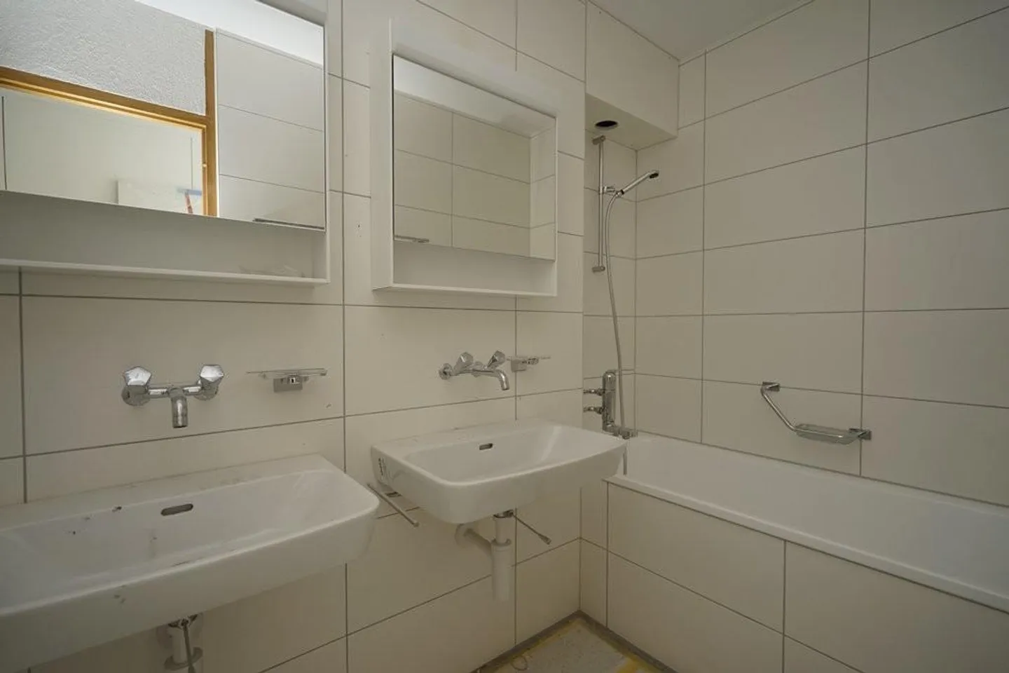 Appartement 4.5 pièces récemment rénové avec vue - Photo 3 sur 9