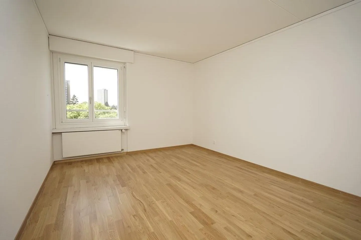 Appartement 4.5 pièces récemment rénové avec vue - Photo 5 sur 9