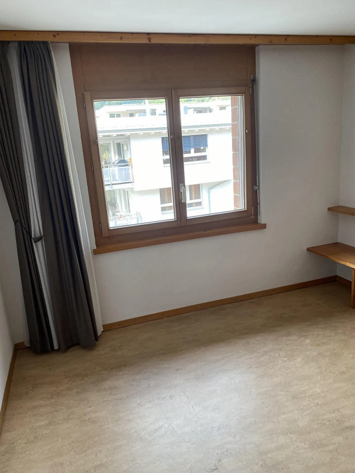 Spacious apartment for rent - Photo 9 of 16