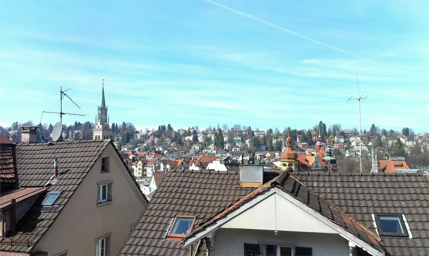 Helle 2-Zimmer Attikawohnung - Foto 2 von 15