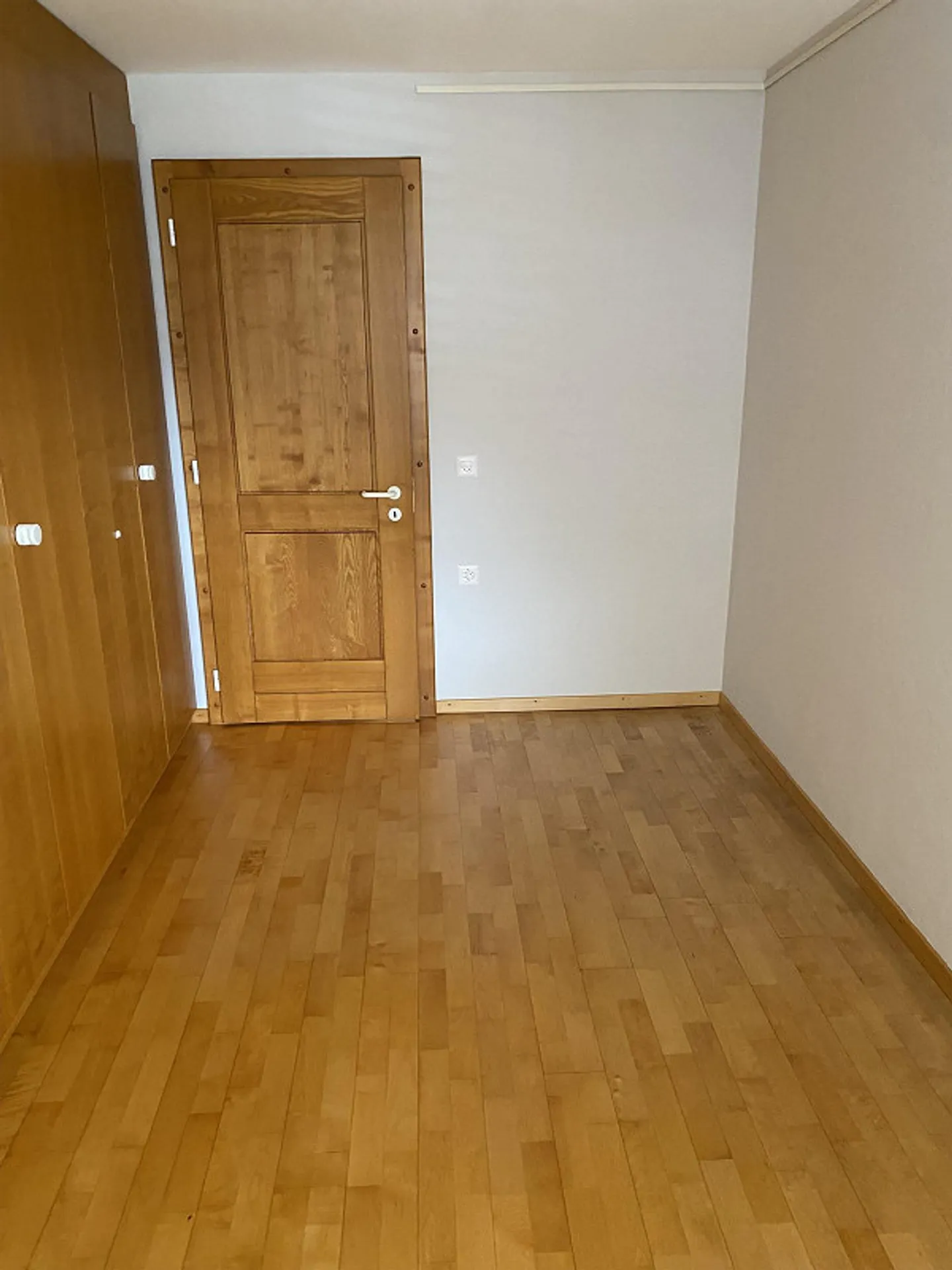 Spacious apartment for rent - Photo 14 of 16