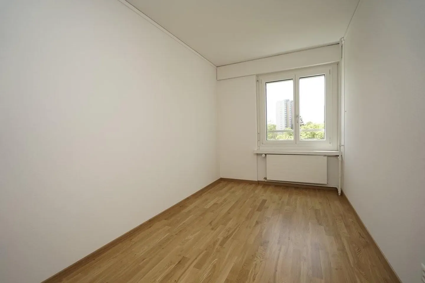 Appartement 4.5 pièces récemment rénové avec vue - Photo 6 sur 9
