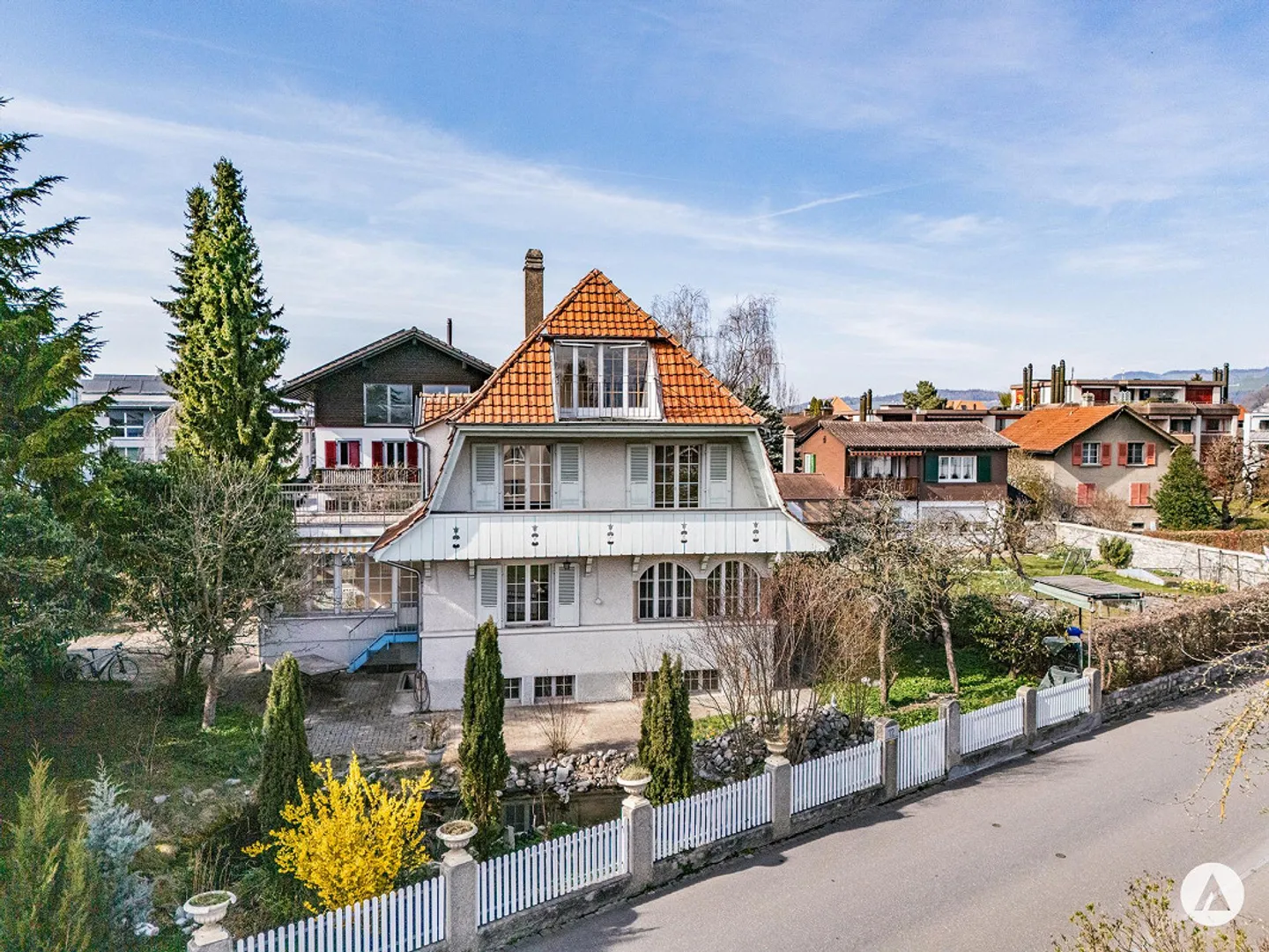 Charmantes Einfamilienhaus - Foto 1 von 13