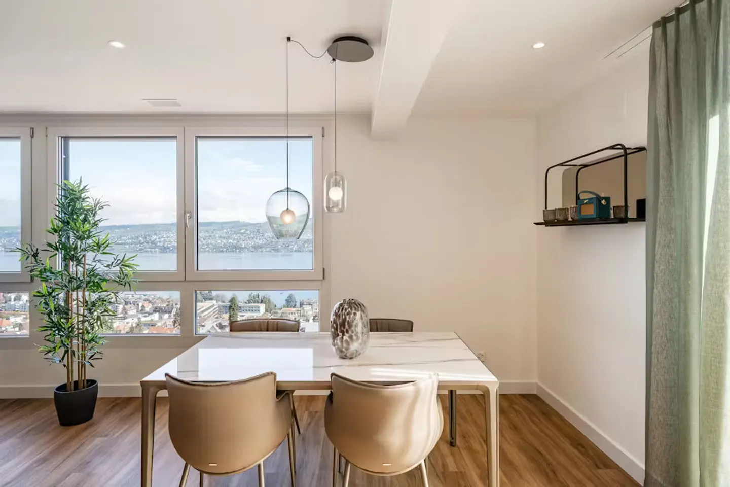 Appartement Charmant à Horgen - Photo 3 sur 10
