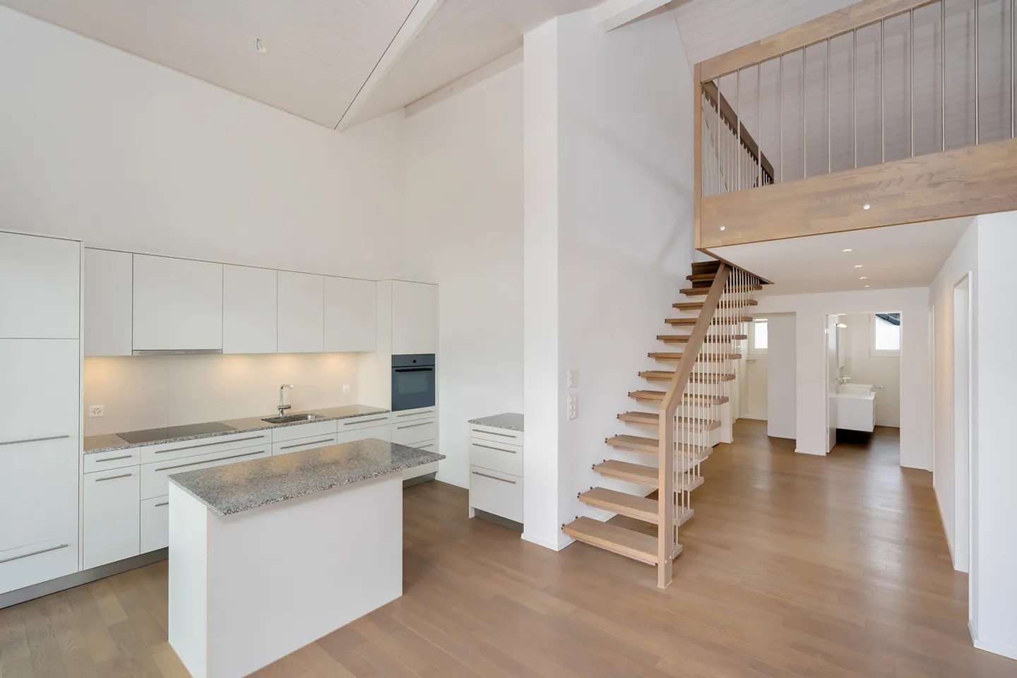 Penthouse for sale - Photo 2 of 13