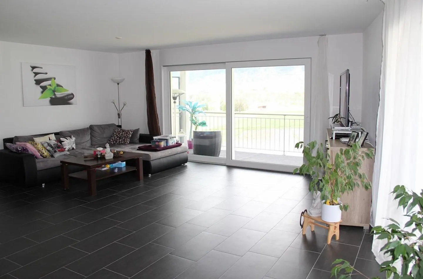 Geräumige 4.5 Zimmer Wohnung - Foto 4 von 9