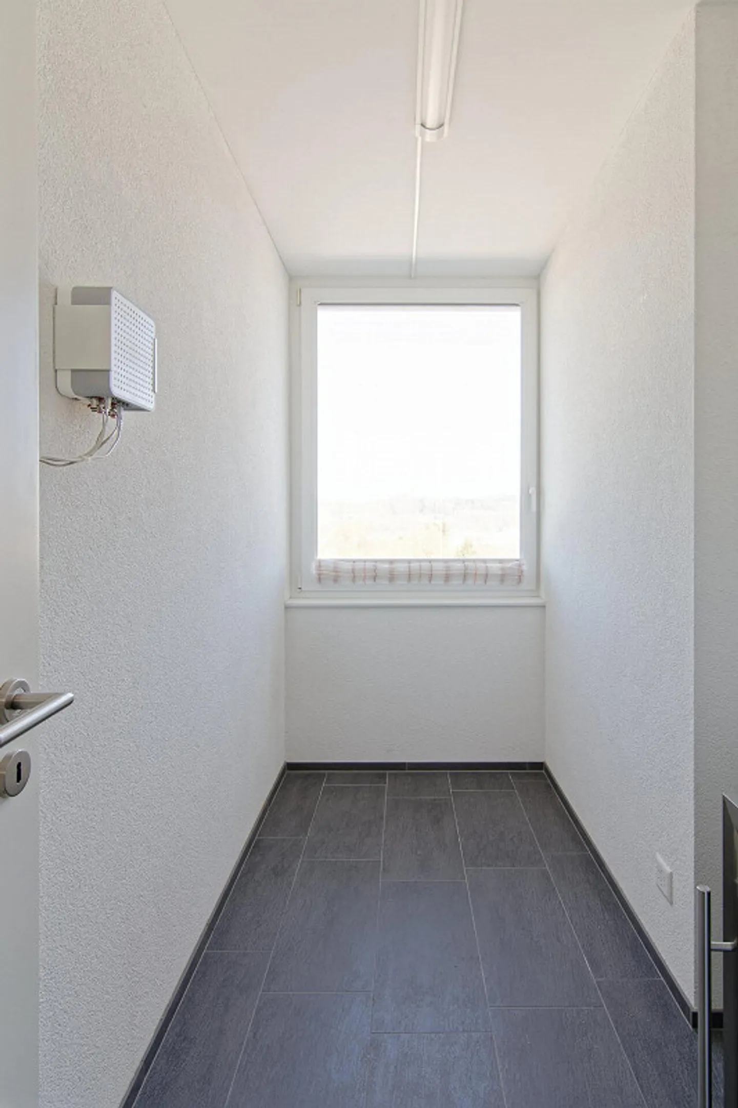 Appartement penthouse spacieux de 4,5 pièces avec vue panoramique, grande terrasse et... - Photo 2 sur 30