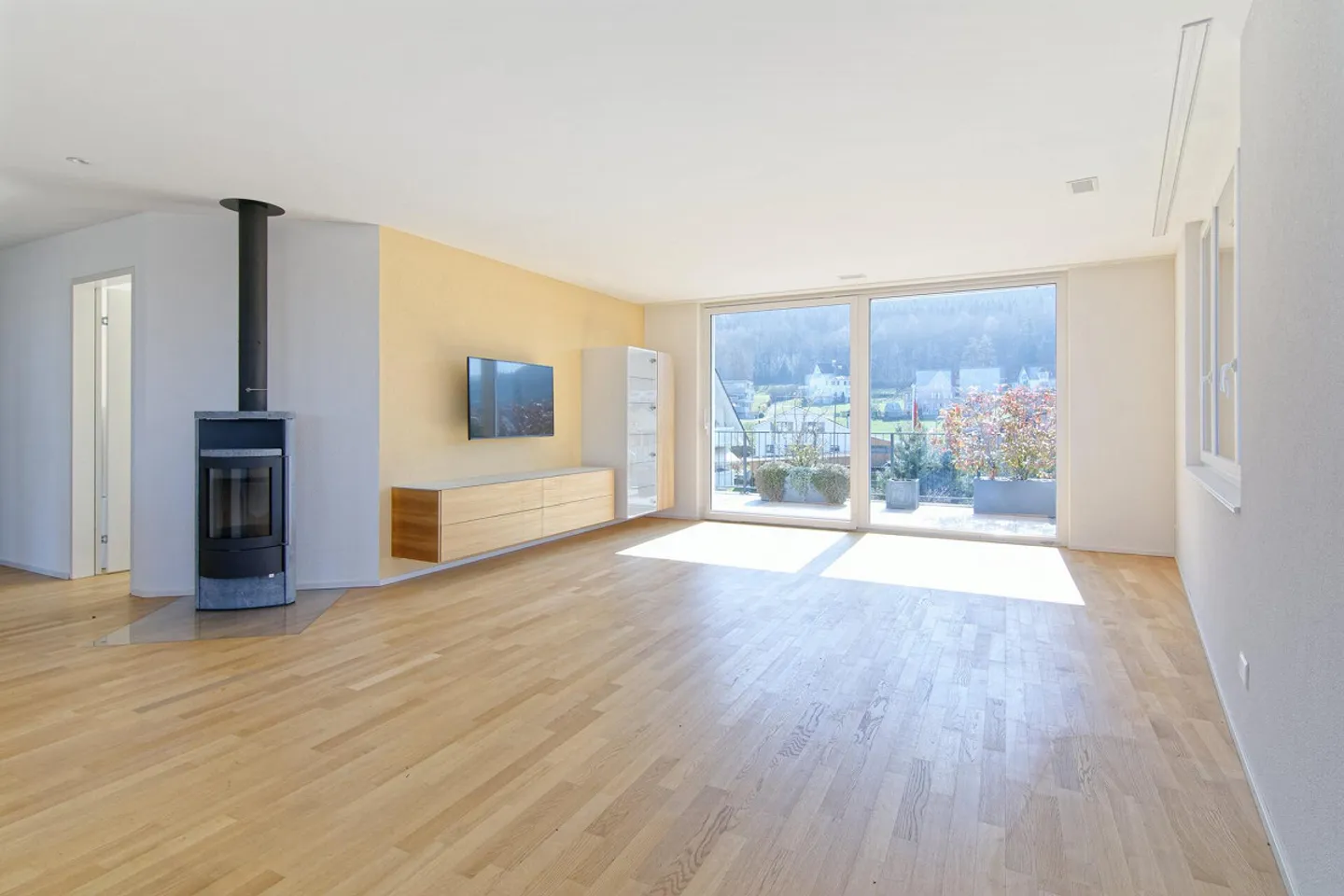 Appartement penthouse spacieux de 4,5 pièces avec vue panoramique, grande terrasse et... - Photo 25 sur 30