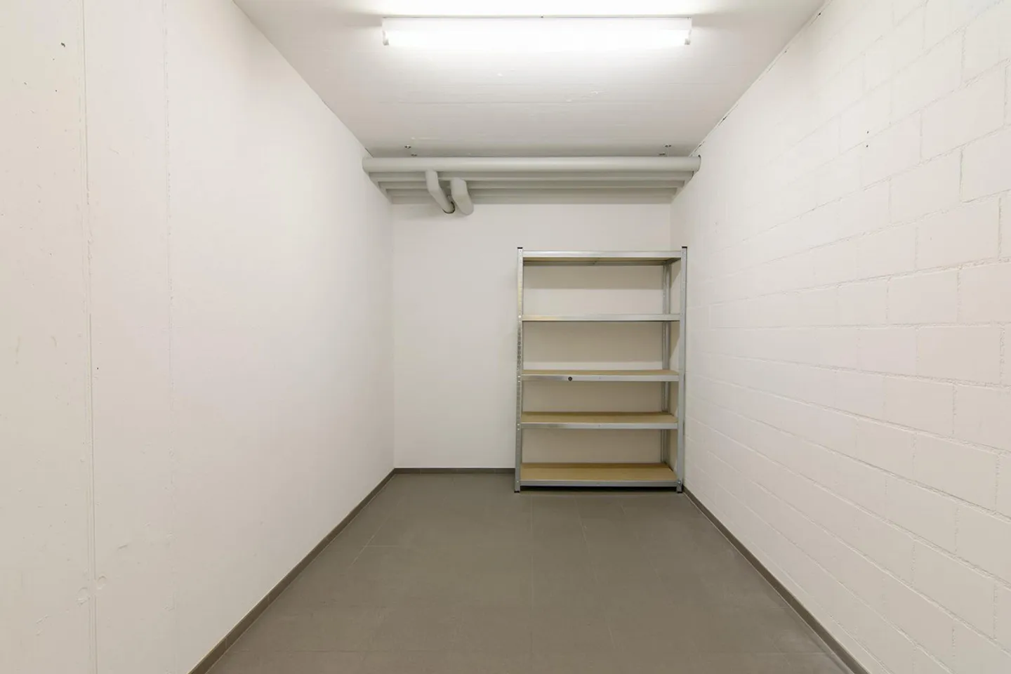 Appartement penthouse spacieux de 4,5 pièces avec vue panoramique, grande terrasse et... - Photo 28 sur 30