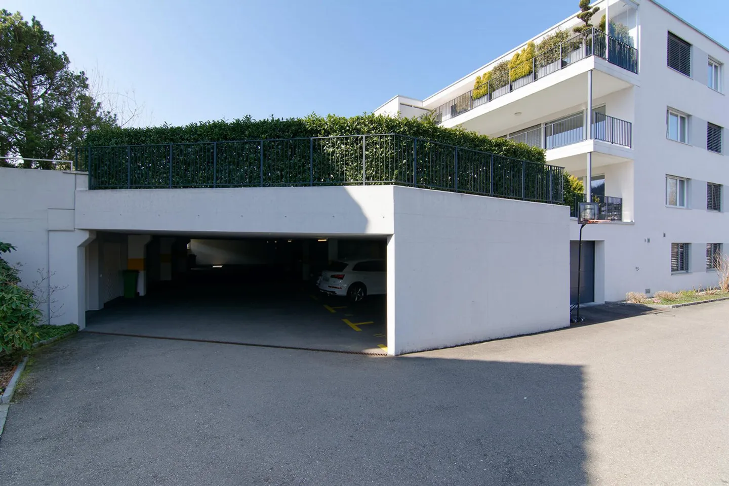 Appartement penthouse spacieux de 4,5 pièces avec vue panoramique, grande terrasse et... - Photo 29 sur 30