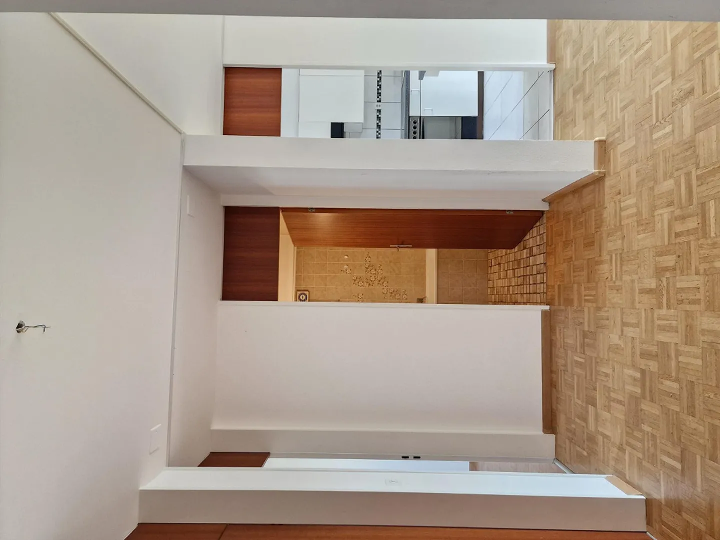 Stilvolle Wohnung in Schönenbuch - Foto 1 von 8