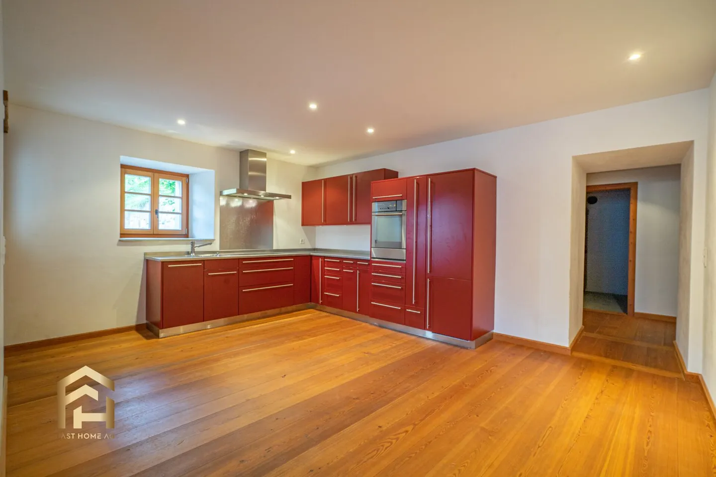 Attractive 3.5 Room Apartment with Stunning View in Ausserberg - Photo 3 of 13
