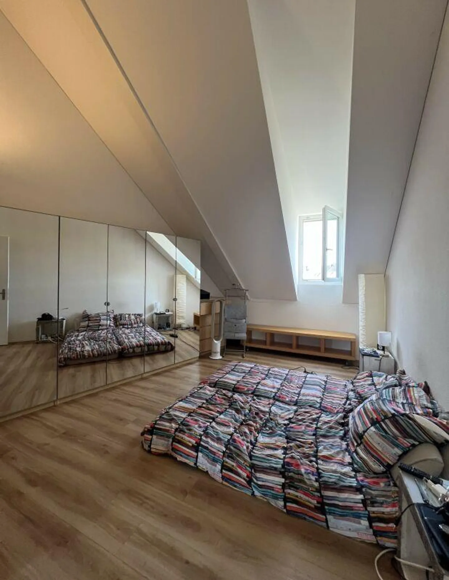Appartement en maisonette moderne avec balcon loggia - Photo 9 sur 10