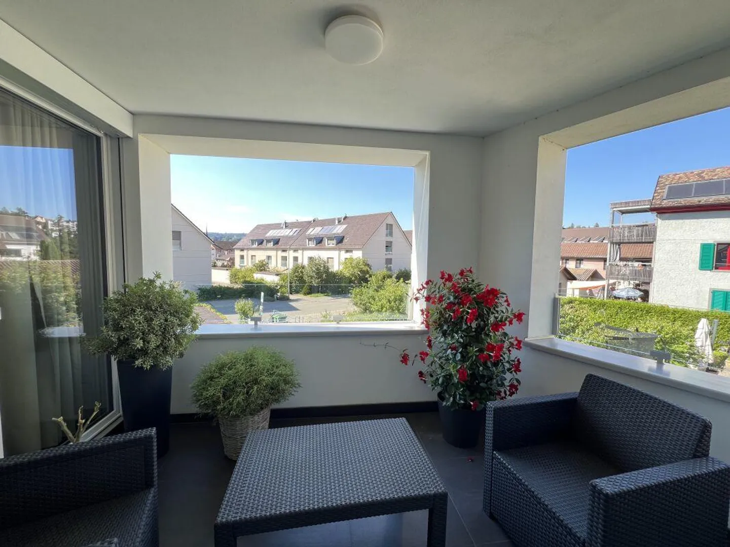 Appartement en maisonette moderne avec balcon loggia - Photo 10 sur 10