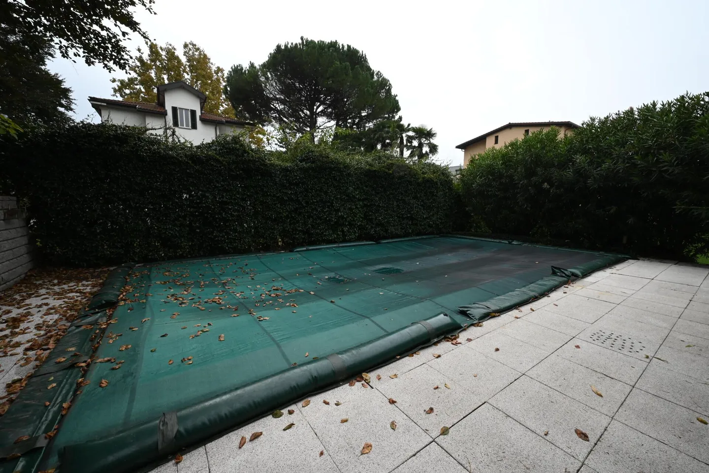 Appartamento all'ultimo piano con splendida vista aperta sul lago - Foto 10 di 12