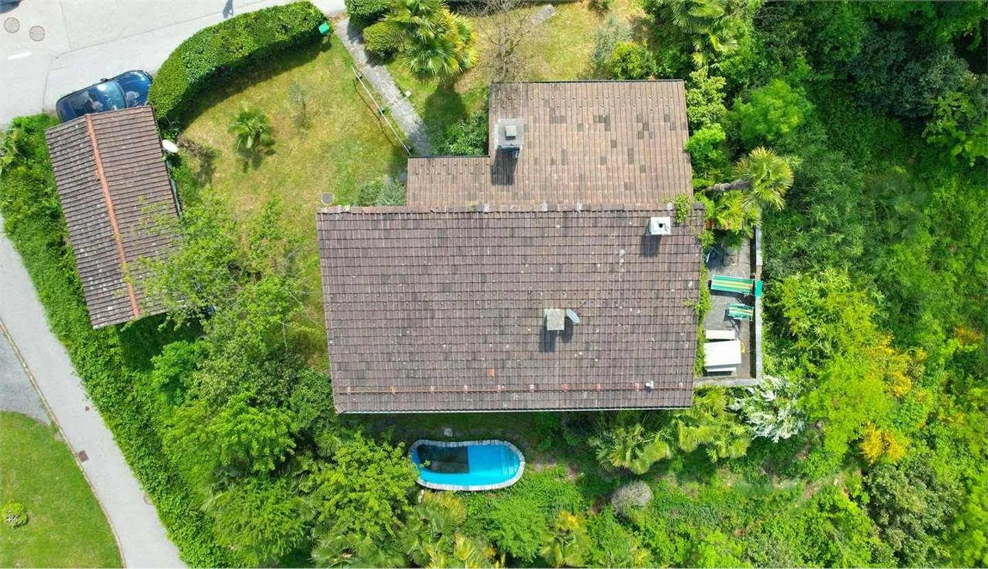 Rovio - House with outbuilding and large garden - Photo 4 of 13