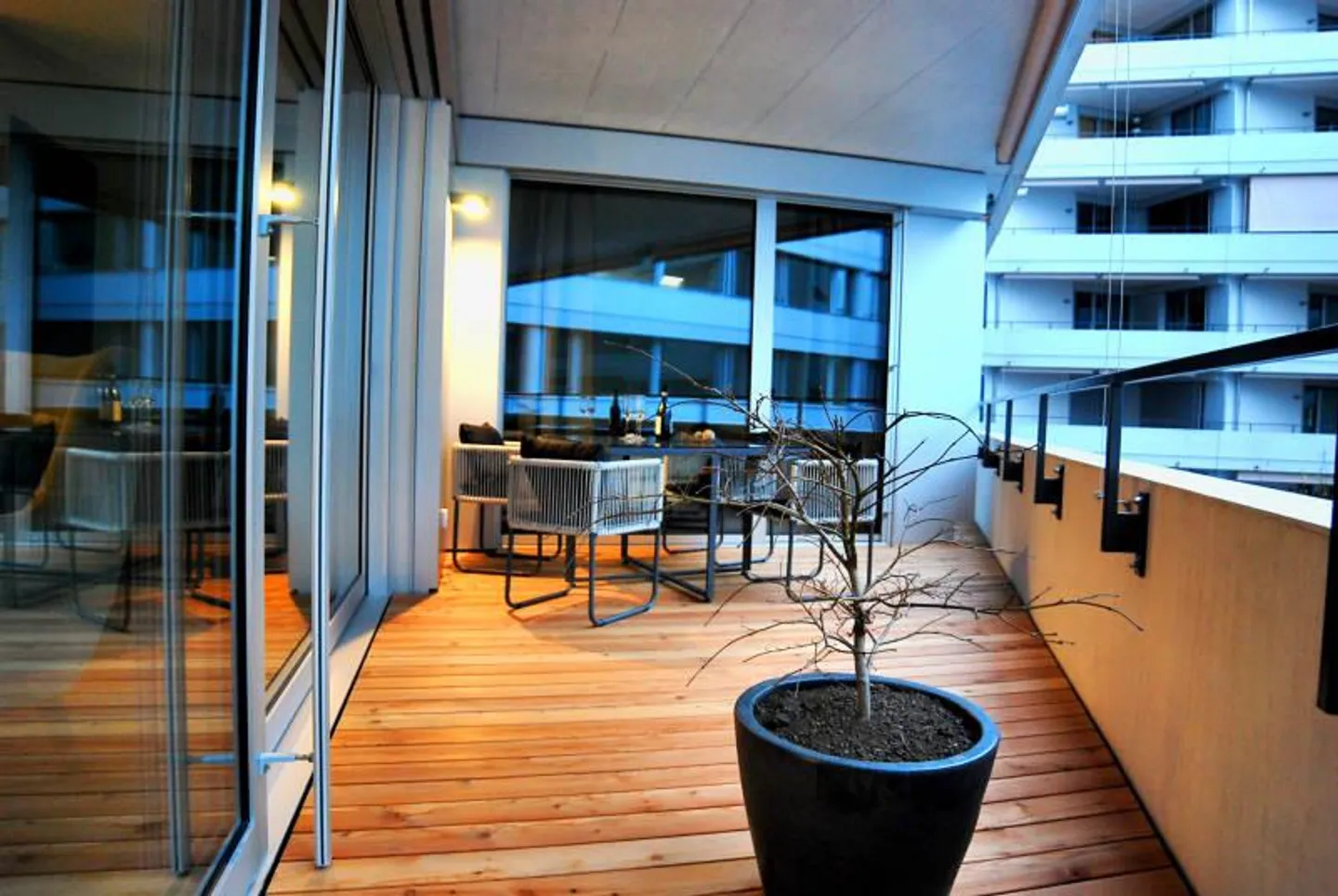 Appartamento arredato di 2,5 stanze con loggia spaziosa - Foto 7 di 7