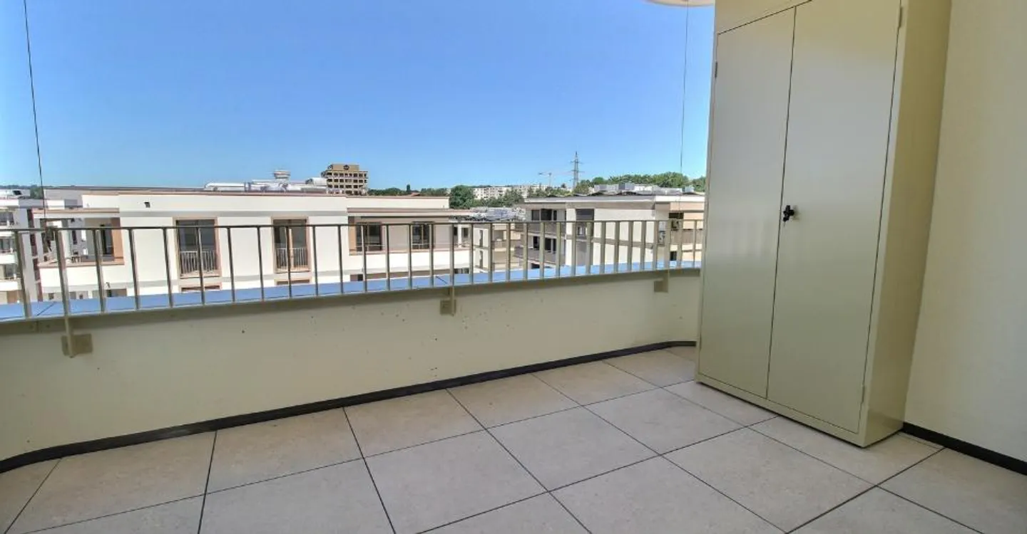 Appartement moderne 2.5 pièces - Photo 3 sur 10