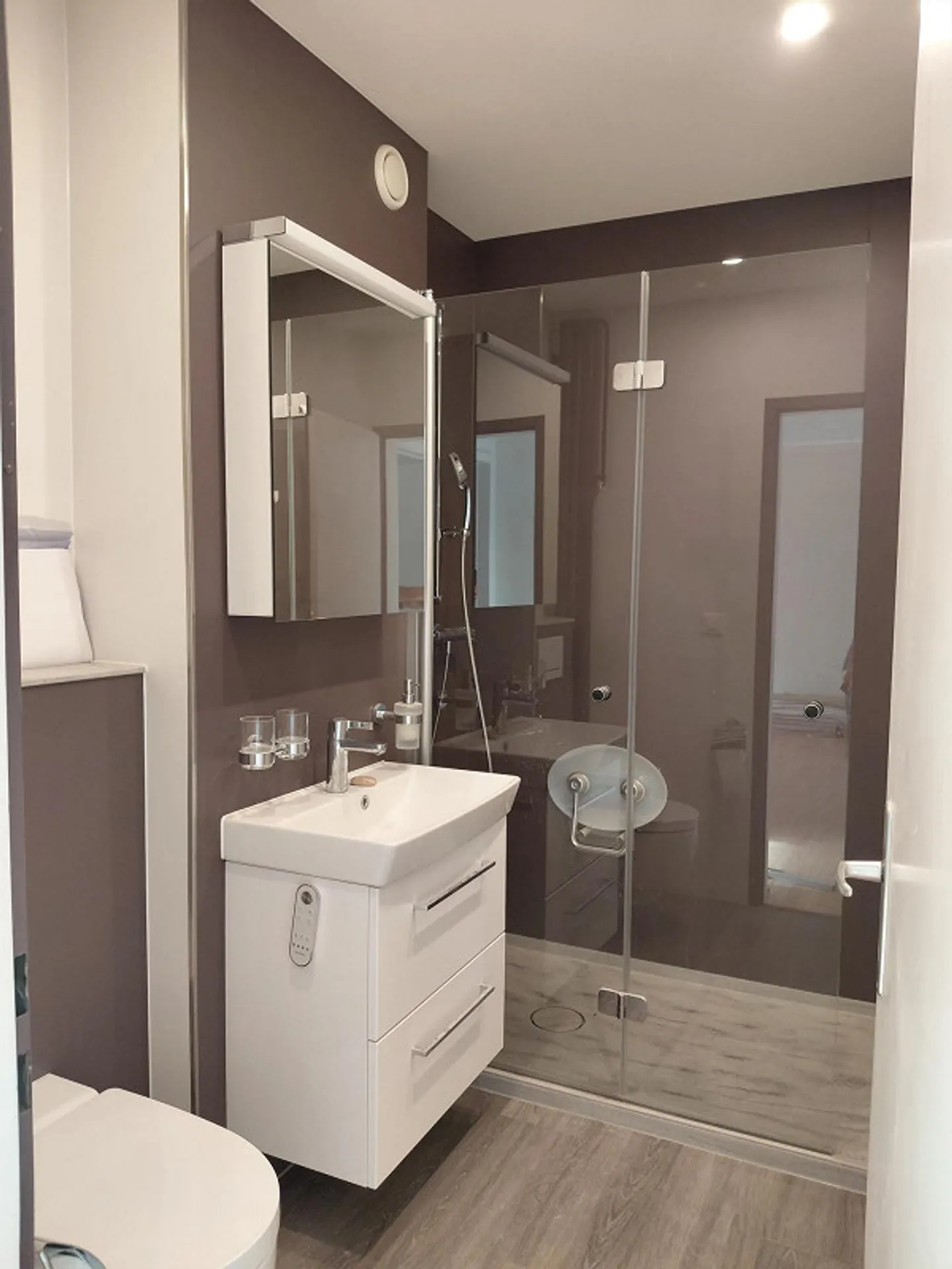 Renovierte Wohnung mit Balkon - Foto 5 von 7