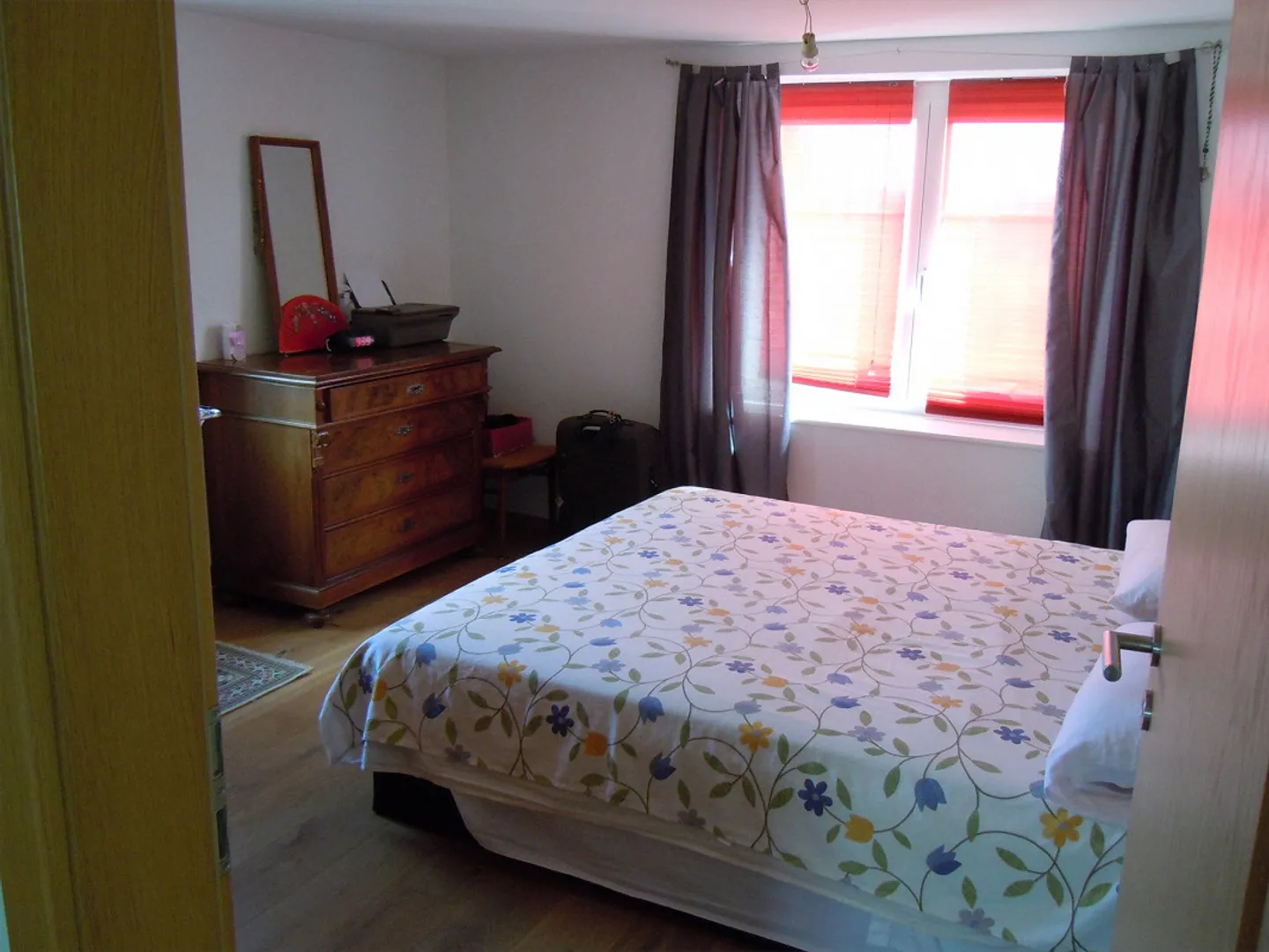 Appartement 4 1/2 pièces dans une maison de 3 familles, près de la gare + du lac - Photo 7 sur 11