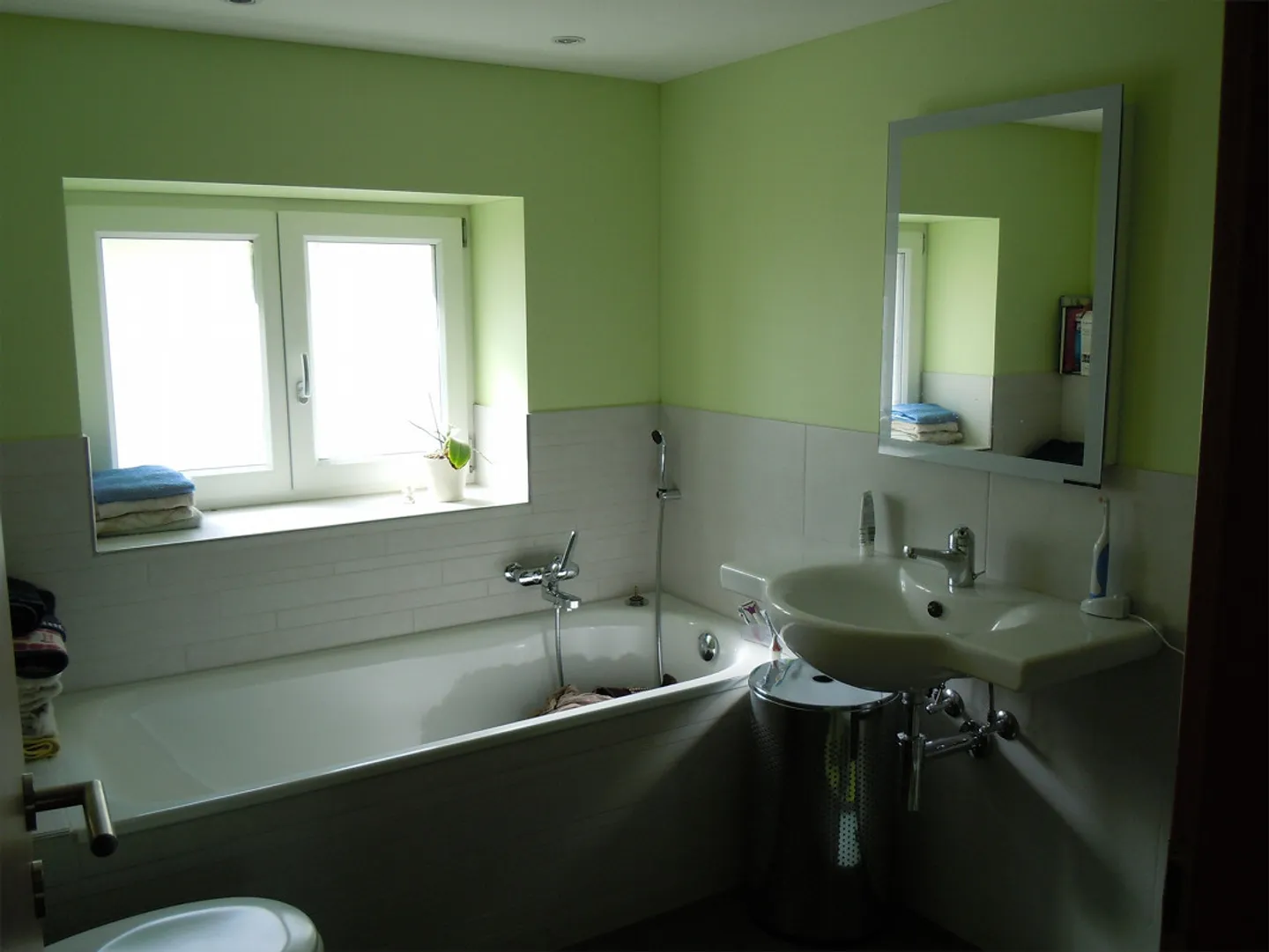 Appartement 4 1/2 pièces dans une maison de 3 familles, près de la gare + du lac - Photo 10 sur 11