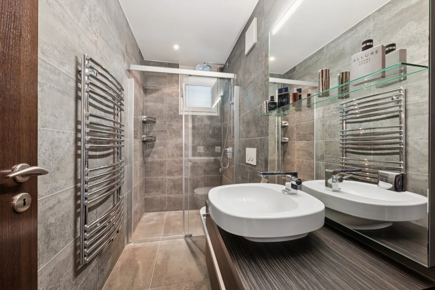 Esclusiva Sotheby's a pochi passi dal lago! - Foto 12 di 15