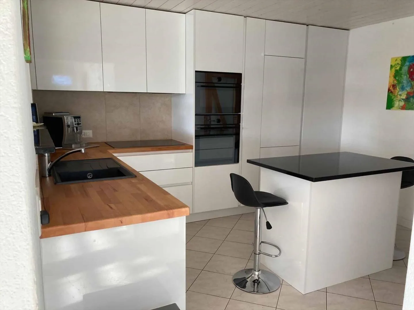 Semi-Detached House 10.5 Rooms - Photo 3 of 13