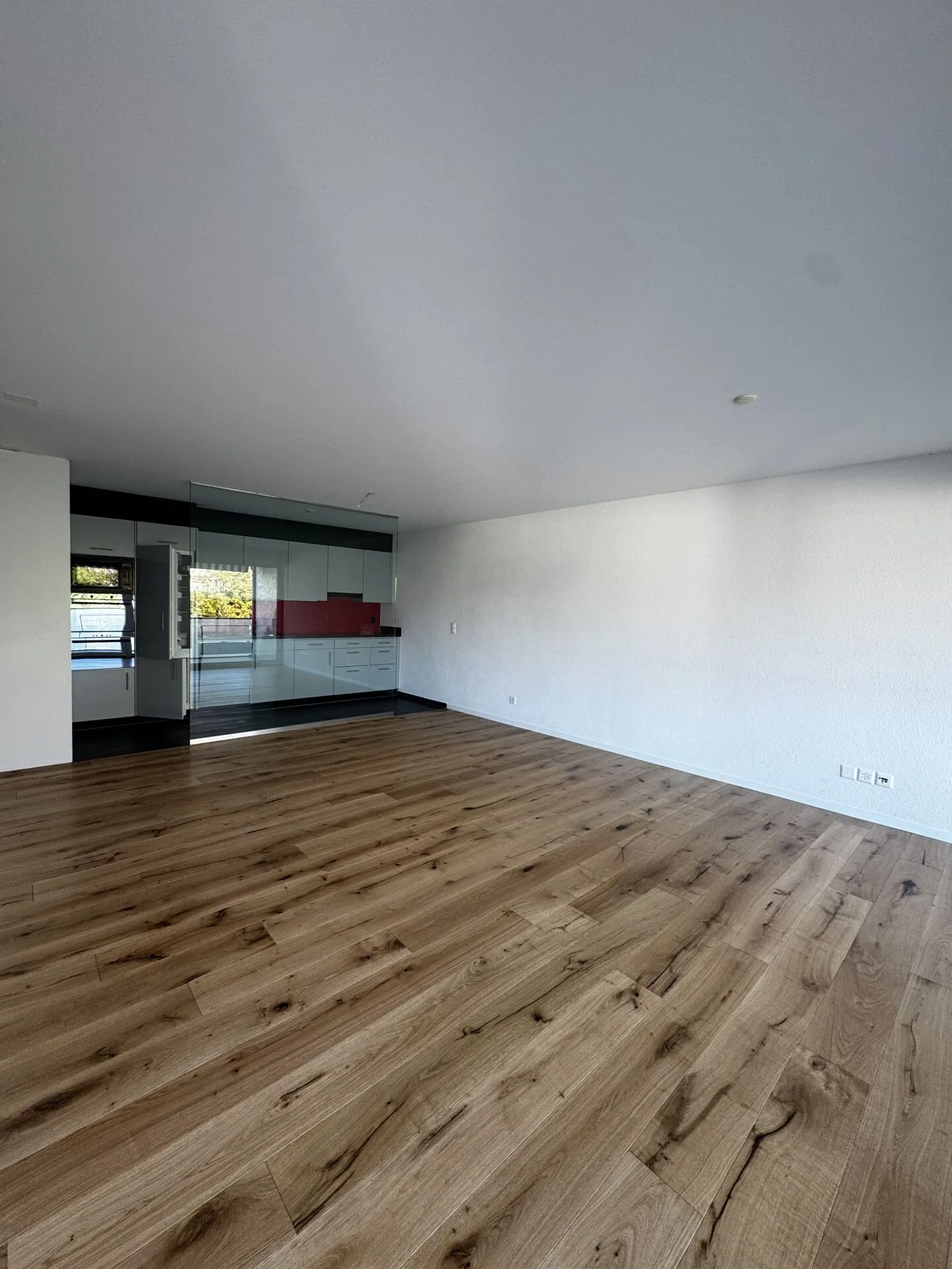 Appartamento attraente con parquet in legno massello e grande balcone - Foto 1 di 11