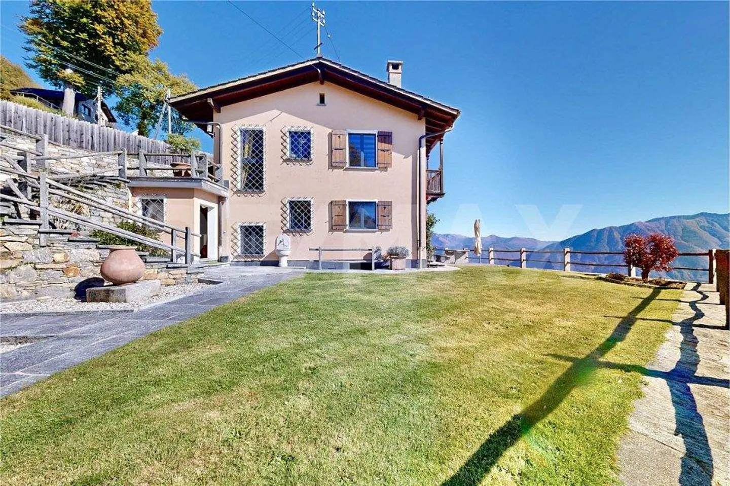 Chalet alpino con vista mozzafiato - Foto 4 di 13
