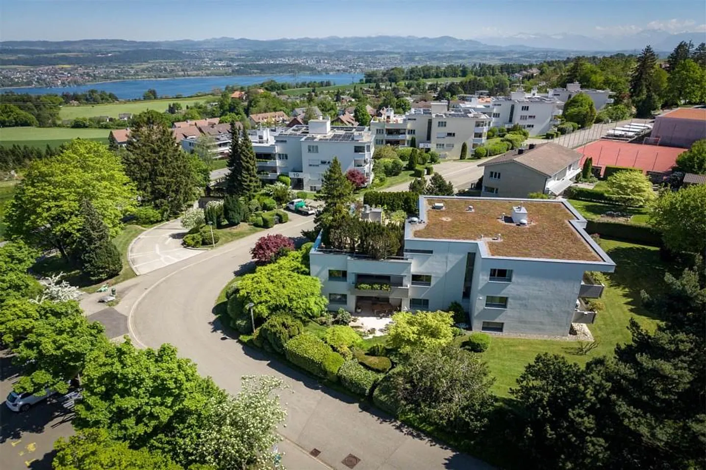 Bonheur de vivre avec 4½ pièces et deux balcons - Photo 6 sur 6